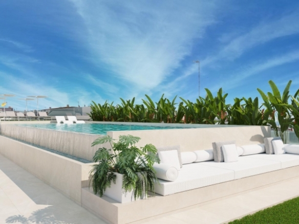 Ático en venta obra nueva con piscina en Guardamar