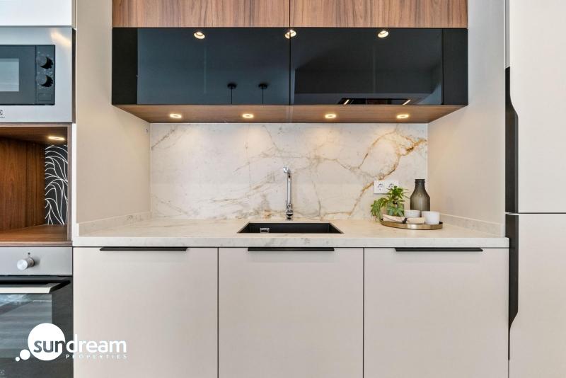 Villa adosada obra nueva en venta con piscina Benijófar