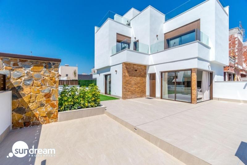 g_38979-6-2 Villa adosada obra nueva en venta con piscina Benijófar