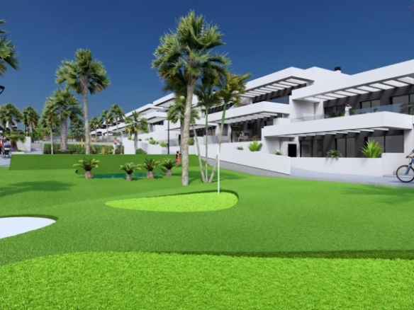 Planta baja en venta con garaje en Golf Resort Algorfa