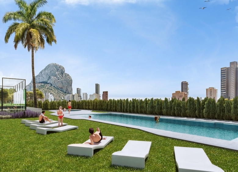 APARTAMENTO DE 3 DORMITORIOS EN UN EDIFICIO EMBLEMÁTICO DE CALPE, CERCA DEL MAR Y LA LAGUNA