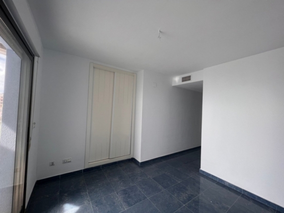 PRECIOSOS ATICOS DUPLEX CON VISTAS AL MAR EN CALPE