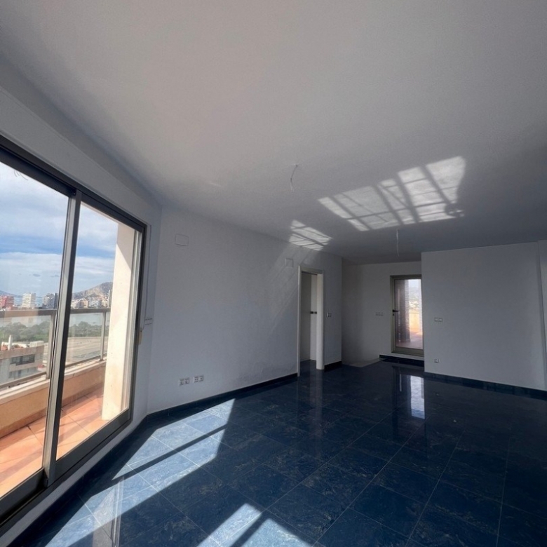 PRECIOSOS ATICOS DUPLEX CON VISTAS AL MAR EN CALPE