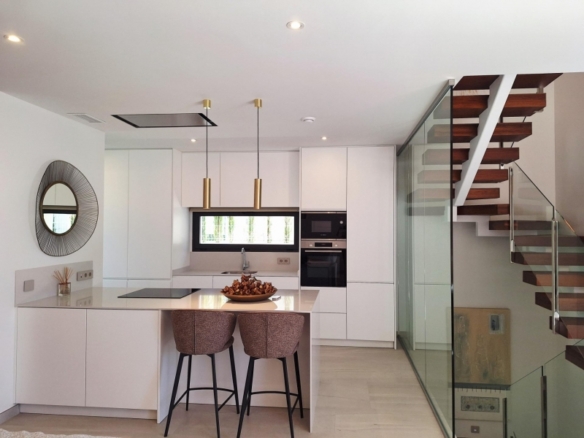 MAGNIFICA VILLA MODERNA DE NUEVA CONSTRUCCIÓN EN FINESTRAT.