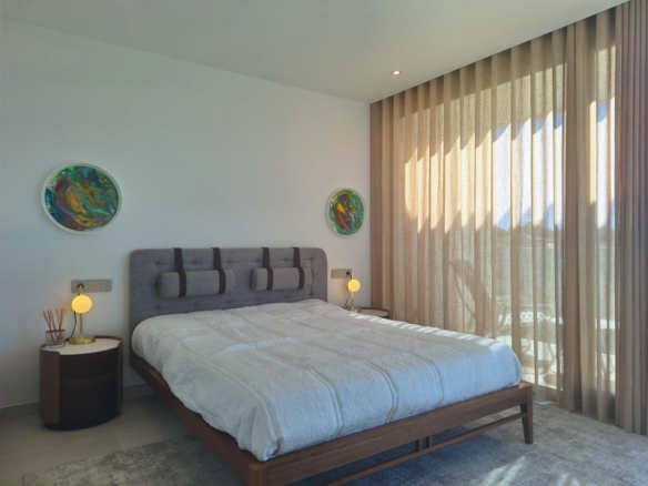 MAGNIFICA VILLA MODERNA DE NUEVA CONSTRUCCIÓN EN FINESTRAT.