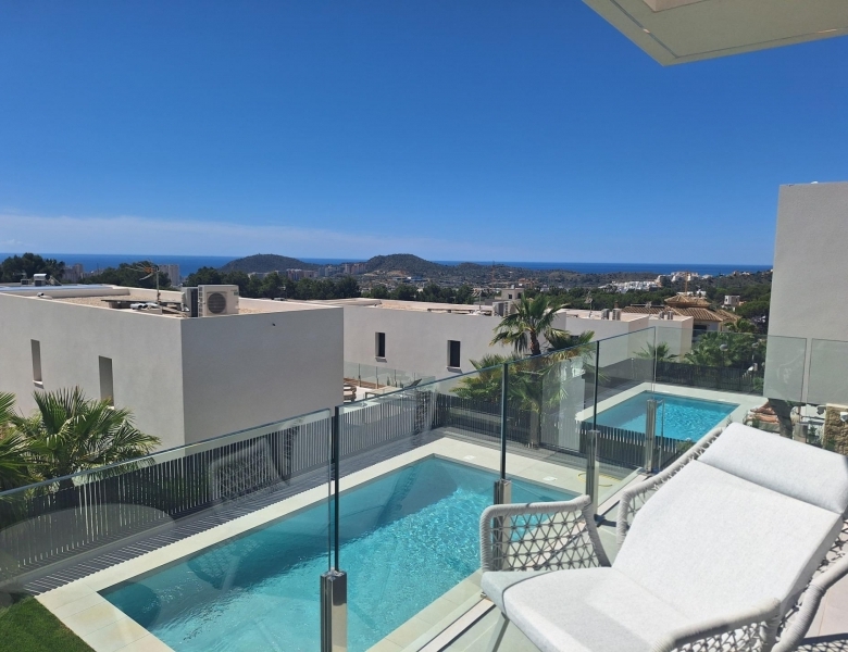 MAGNIFICA VILLA MODERNA DE NUEVA CONSTRUCCIÓN EN FINESTRAT.