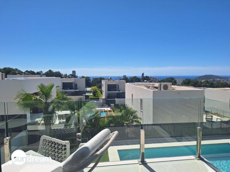 MAGNIFICA VILLA MODERNA DE NUEVA CONSTRUCCIÓN EN FINESTRAT.