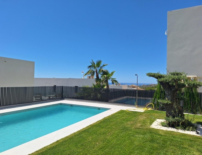 MAGNIFICA VILLA MODERNA DE NUEVA CONSTRUCCIÓN EN FINESTRAT.
