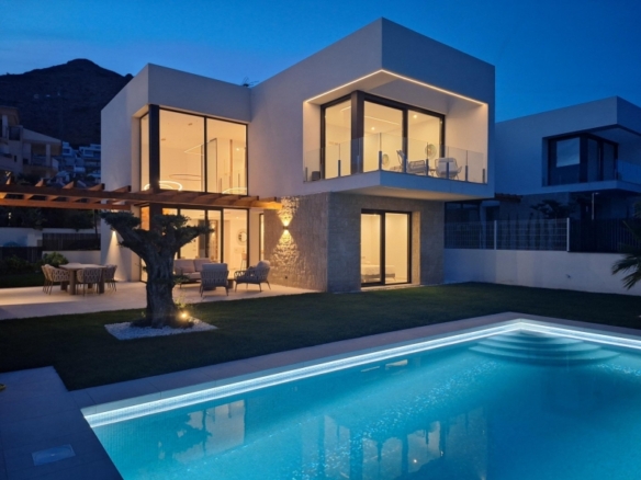 MAGNIFICA VILLA MODERNA DE NUEVA CONSTRUCCIÓN EN FINESTRAT.