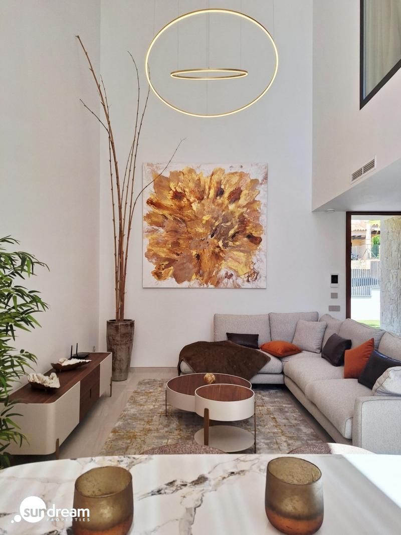 MAGNIFICA VILLA MODERNA DE NUEVA CONSTRUCCIÓN EN FINESTRAT.