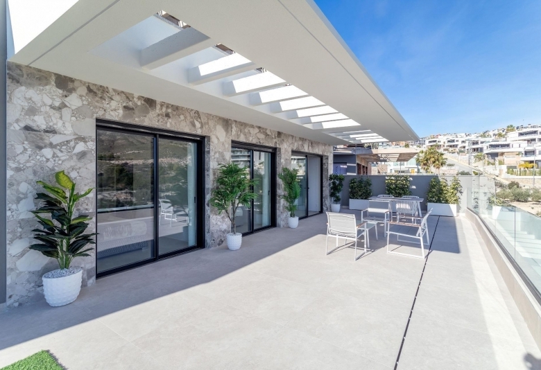 NUEVO COMPLEJO RESIDENCIAL DE APARTAMENTOS DE 2 DORMITORIOS CON VISTAS AL MAR EN FINESTRAT