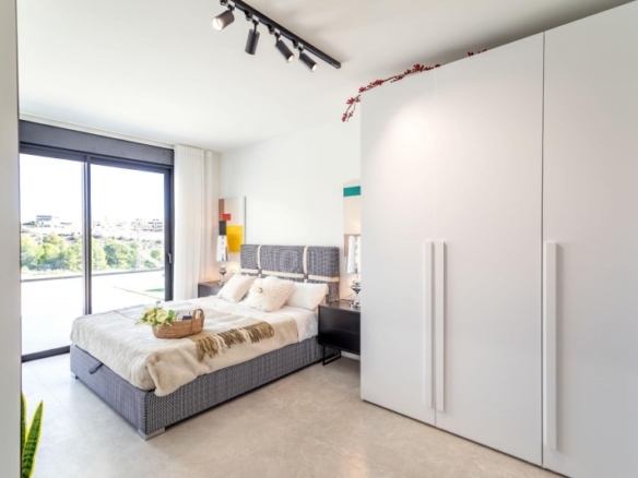 NUEVO COMPLEJO RESIDENCIAL DE APARTAMENTOS DE 2 DORMITORIOS CON VISTAS AL MAR EN FINESTRAT