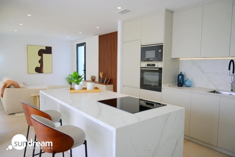 PAREADOS DE NUEVA CONSTRUCCIÓN CON 3 DORMITORIOS EN DOLORES