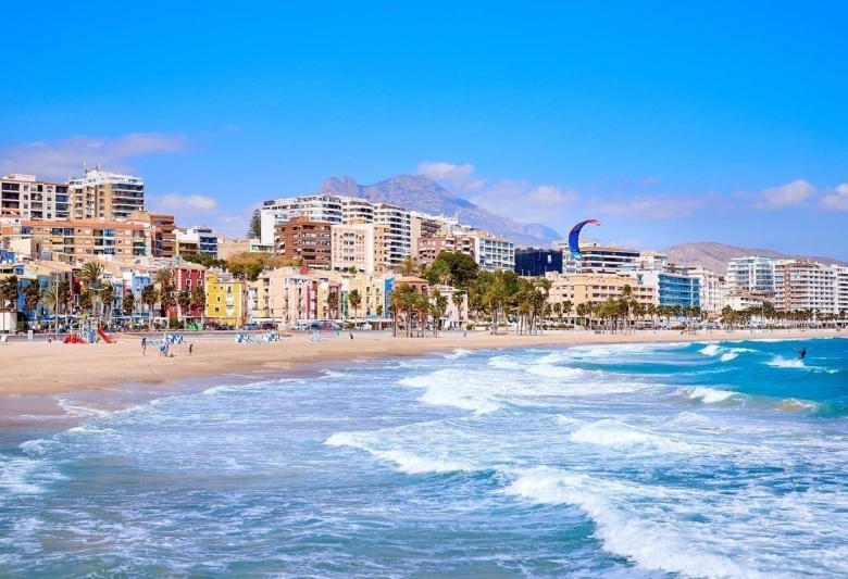 APARTAMENTO DE NUEVA CONSTRUCCIÓN EN EL CENTRO DE VILLAJOYOSA