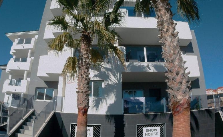 APARTAMENTO DE NUEVA CONSTRUCCIÓN CON 2 DORM EN ORIHUELA COSTA