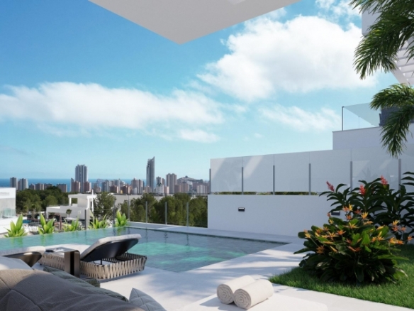 VILLA DE NUEVA CONSTRUCCIÓN CON 3 DORM. Y FABULOSAS VISTAS AL MAR EN FINESTRAT