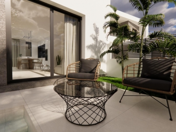 Chalet adosado a la venta con piscina privada en Dolores