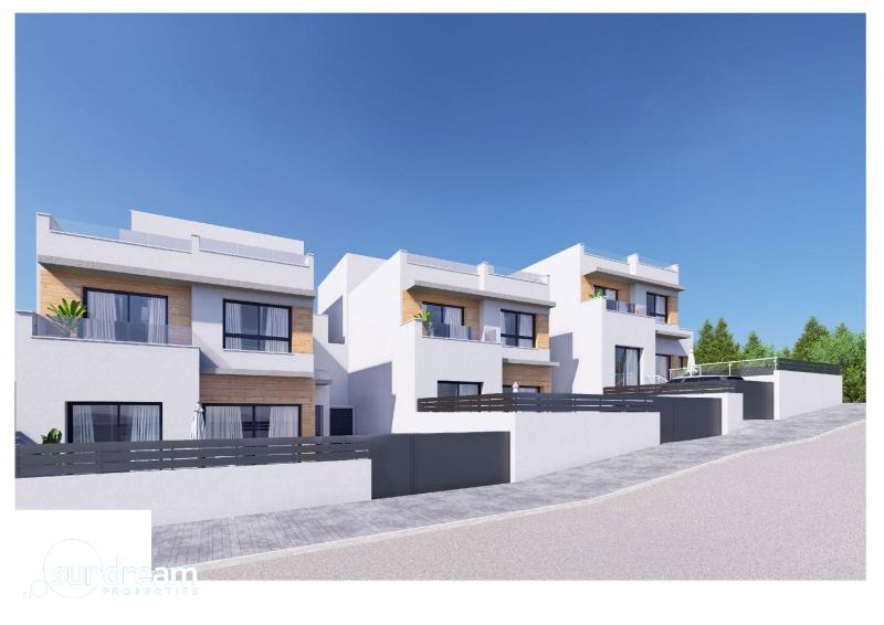 Chalet adosado con piscina privada a la venta  en Benijófar(Alicante)