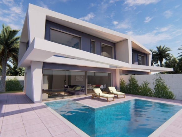 Villa adosada en venta obra nueva en Gran Alacant