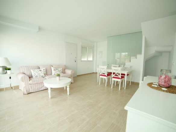 Villa adosada en venta obra nueva en Gran Alacant