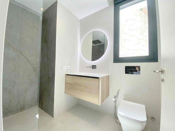 Ático en venta obra nueva con piscina playa Benidorm