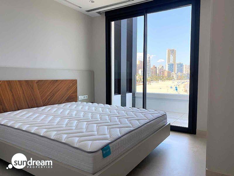 Ático en venta obra nueva con piscina playa Benidorm