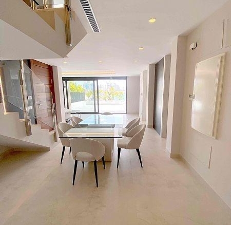 Ático en venta obra nueva con piscina playa Benidorm