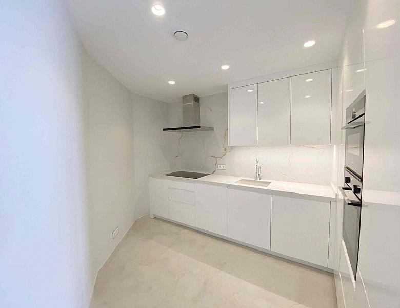 Ático en venta obra nueva con piscina playa Benidorm