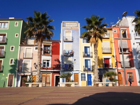 Apartamento en venta con garaje y piscina Villajoyosa