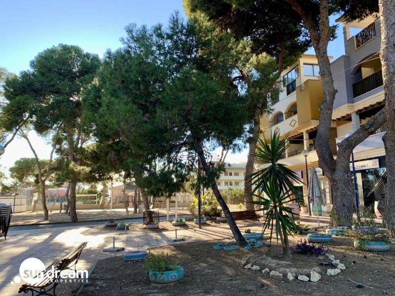 g_41638-5-34 Bungalow en venta con garaje Roda Golf San Javier