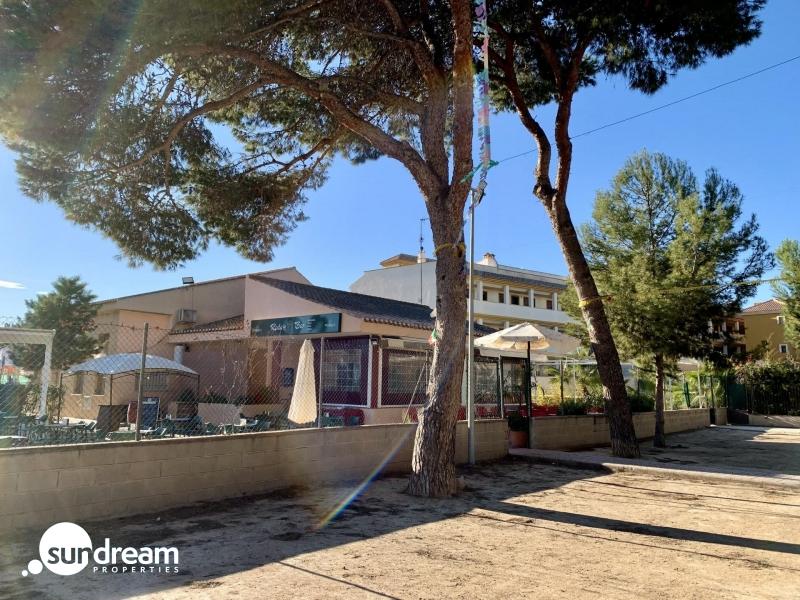 g_41638-5-35 Bungalow en venta con garaje Roda Golf San Javier