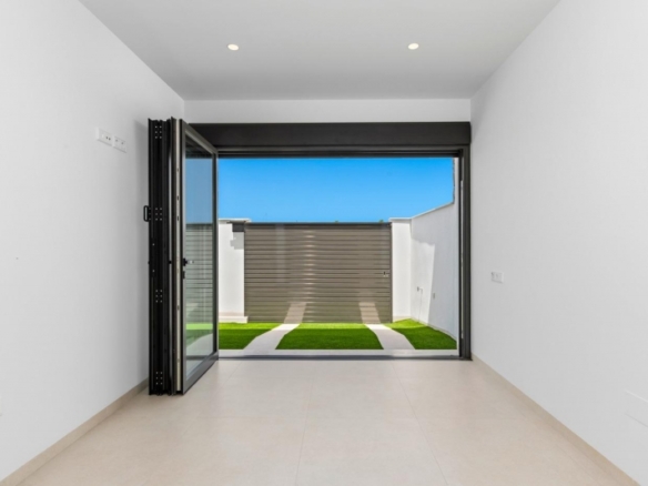Adosado en venta obra nueva Serena Golf Los Alcázares