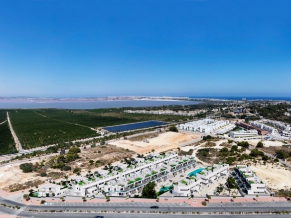Bungalow en venta con garaje Los Balcones Torrevieja
