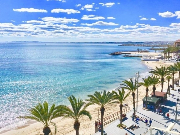 Bungalow en venta con garaje Los Balcones Torrevieja