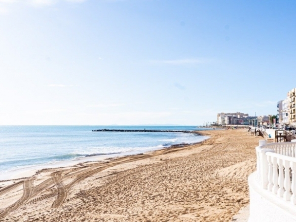 Bungalow en venta con garaje Los Balcones Torrevieja