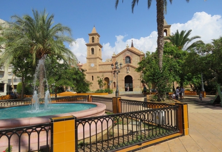 Bungalow en venta con garaje Los Balcones Torrevieja