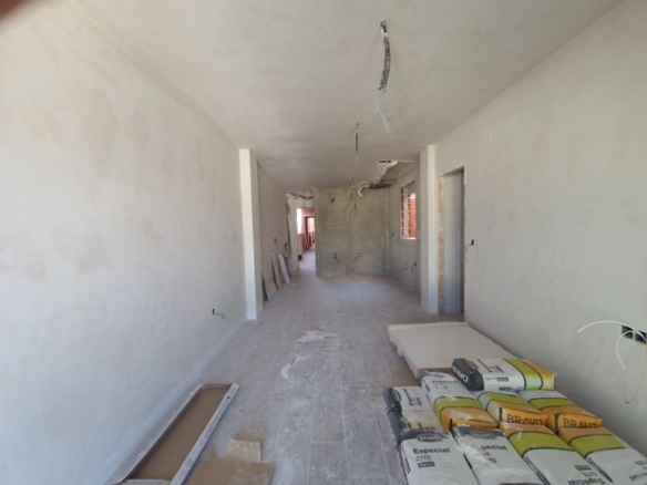 Apartamento de 2 dormitorios en venta en San Fulgencio, Costa Blanca