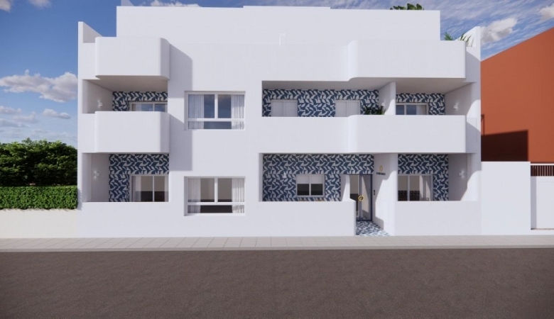 Apartamento de 2 dormitorios a la venta a unos pasos de la playa en Torre de la Horadada.