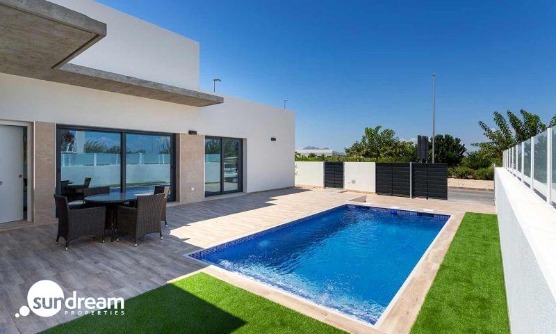 VILLAS PAREADAS DE 3 DORM.DE DISEÑO MEDITERRANEO EN DAYA NUEVA(ALICANTE)