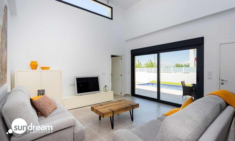 VILLAS PAREADAS DE 3 DORM.DE DISEÑO MEDITERRANEO EN DAYA NUEVA(ALICANTE)