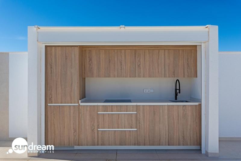 Villa pareada de 3 dormitorios con piscina privada y solarium a la venta en San Javier