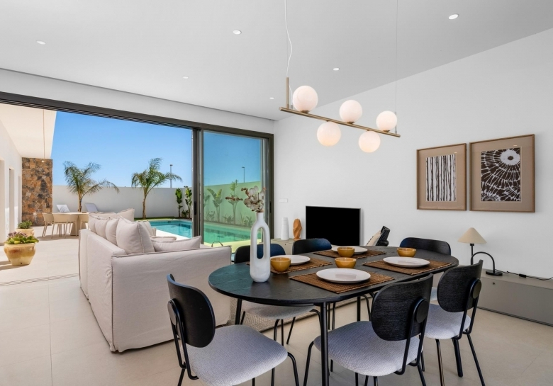 Villa en venta obra nueva con 3 habitaciones San Javier