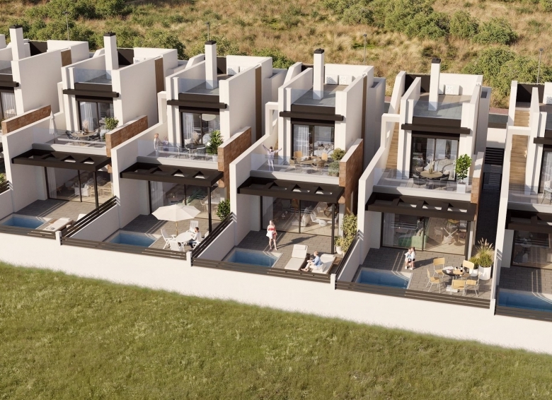 Villa de 3 dormitorios con piscina privada a la venta en Torrevieja