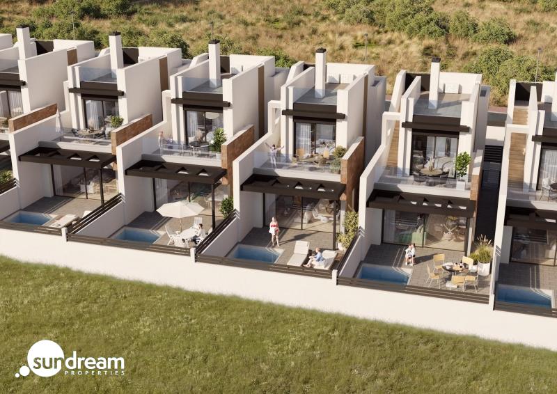 g_42302-15-1 Villa de 3 dormitorios con piscina privada a la venta en Torrevieja
