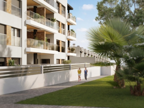 Villa de 3 dormitorios con piscina privada a la venta en Torrevieja