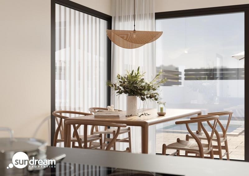 Villa de 3 dormitorios con piscina privada a la venta en Torrevieja