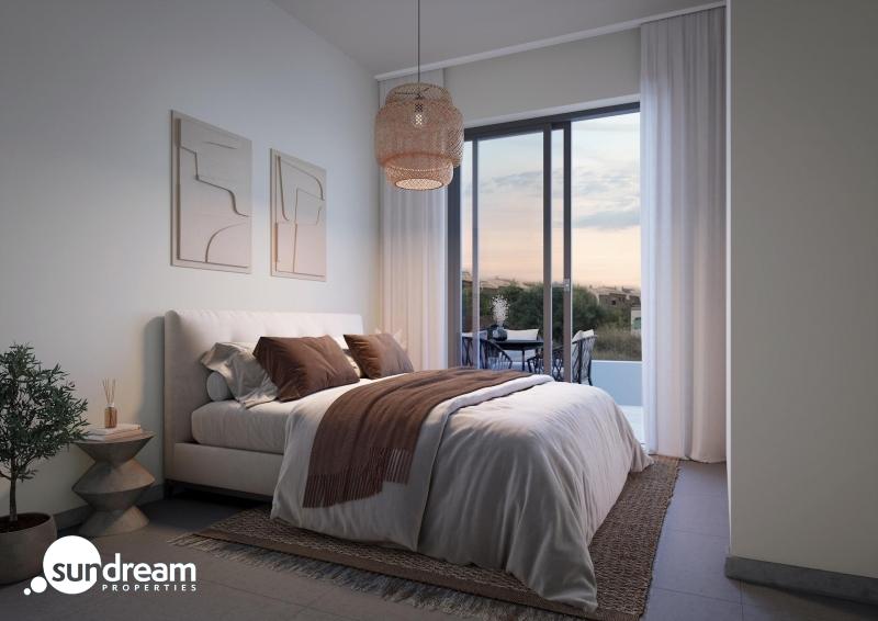 Villa de 3 dormitorios con piscina privada a la venta en Torrevieja