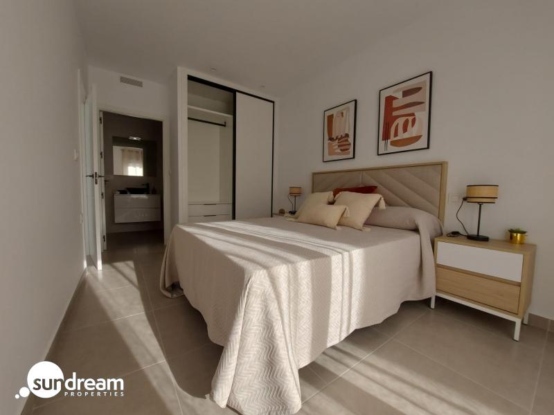 VILLA DE 3 DORMITORIOS  EN UNA PLANTA DE NUEVA CONSTRUCCIÓN EN TORREPACHECO