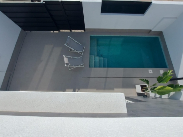 VILLA DE 3 DORMITORIOS  EN UNA PLANTA DE NUEVA CONSTRUCCIÓN EN TORREPACHECO