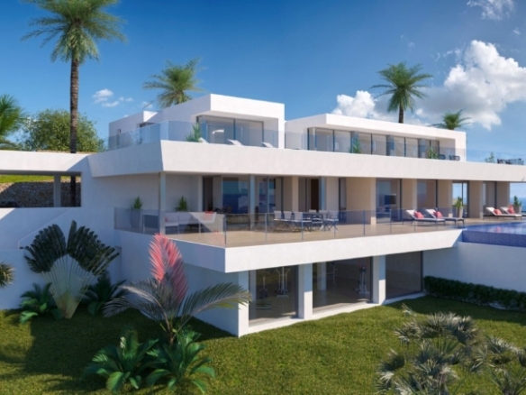 Villa de lujo con 6 dormitorios, piscina infinity y fantásticas vistas al mar en Benitachell(Alicante)